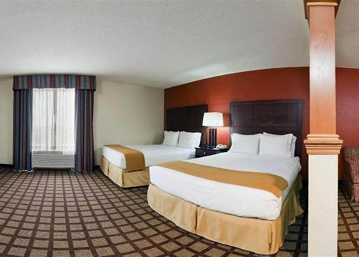 Hotel Express & Chicago-algonquin By Ihg
