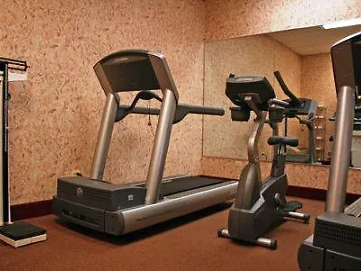 Express & Chicago-algonquin By Ihg Hotel