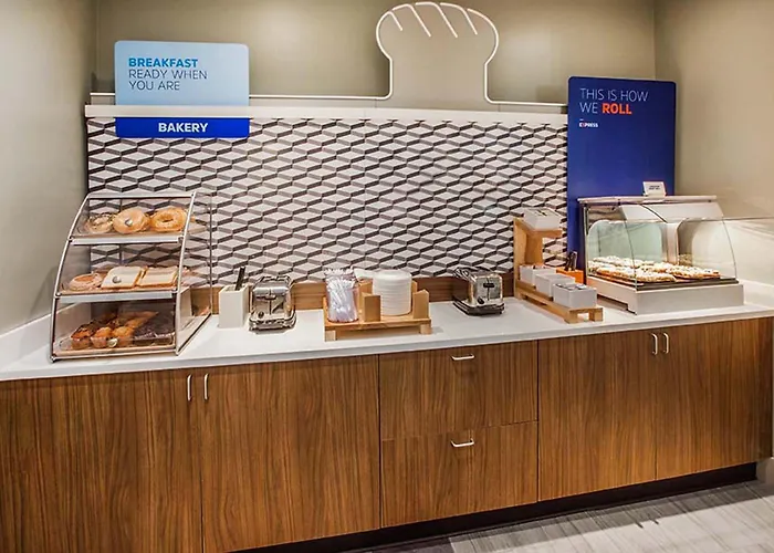 Express & Chicago-algonquin By Ihg 3* Algonquin