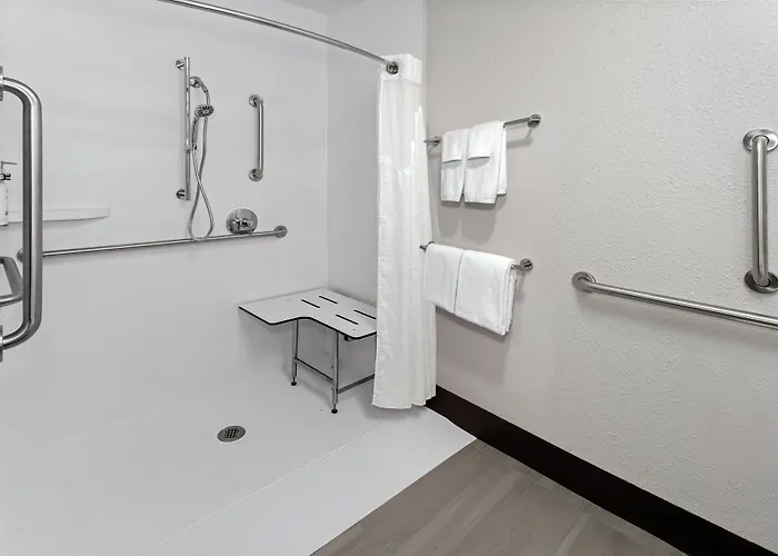 Hotel Express & Chicago-algonquin By Ihg