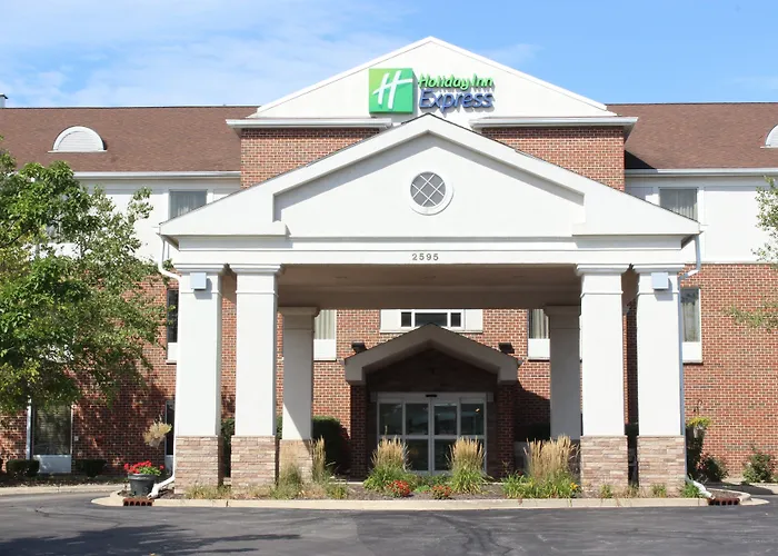 Express & Chicago-algonquin By Ihg
