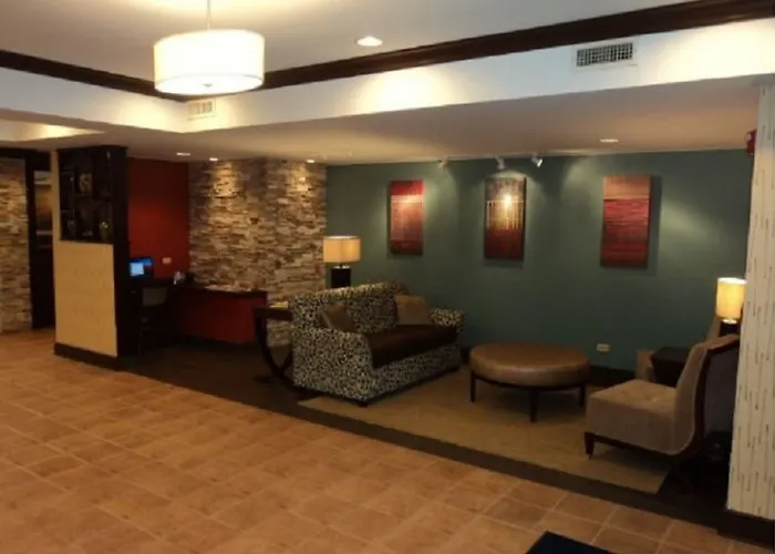Hotel Express & Chicago-algonquin By Ihg