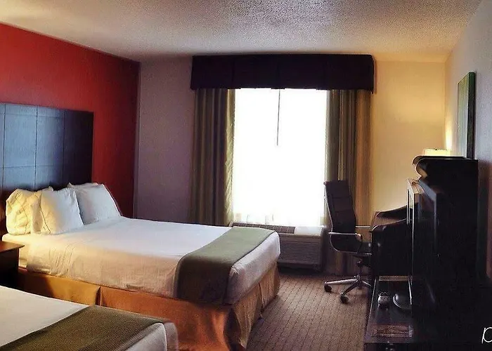 Hotel Express & Chicago-algonquin By Ihg Algonquin