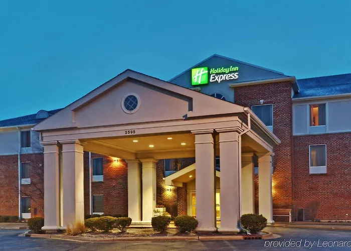 Hotel Express & Chicago-algonquin By Ihg Algonquin